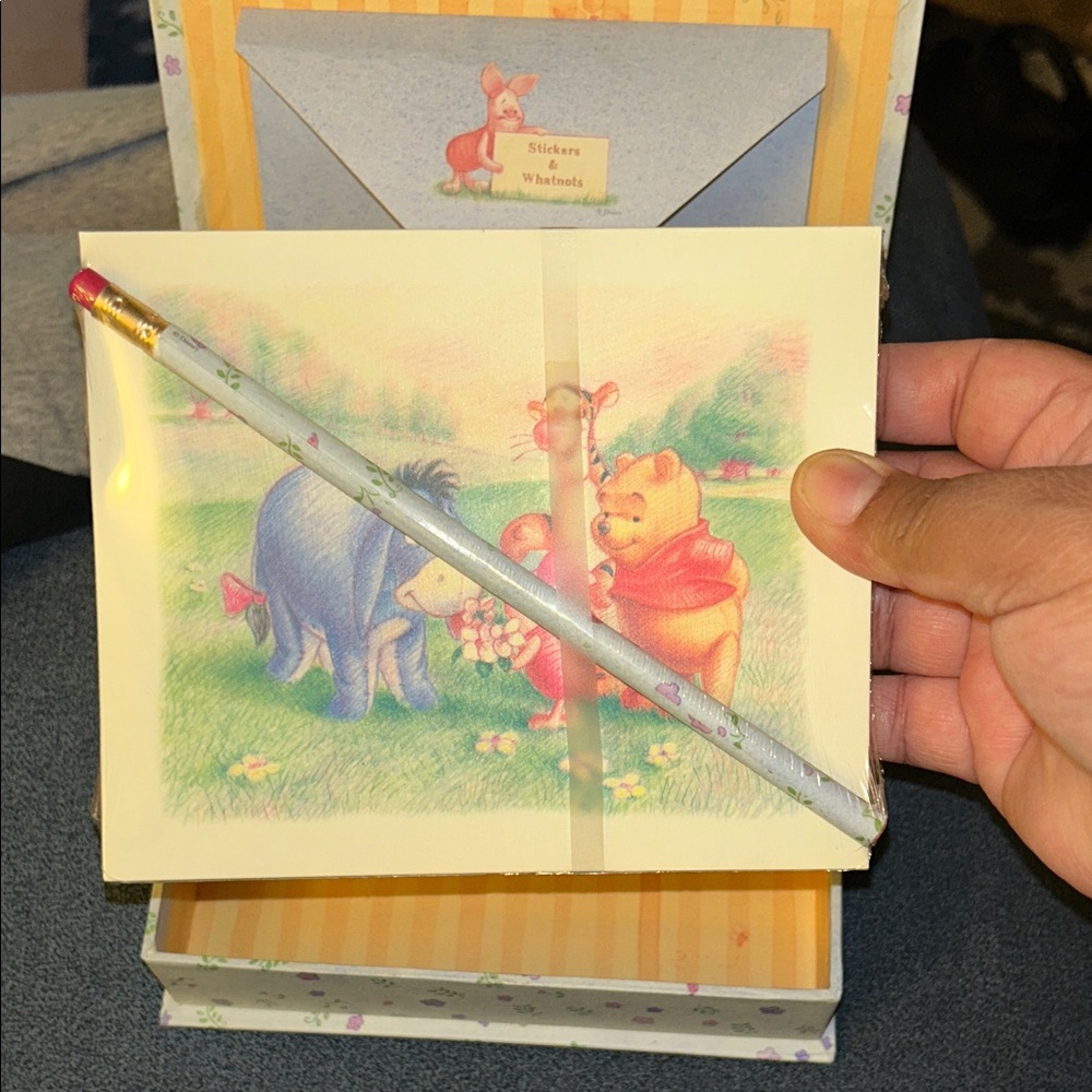 NWT Disney Character Stationery Box- Pooh and Friends. Cards, pencil, stickers - Picture 7 of 12
